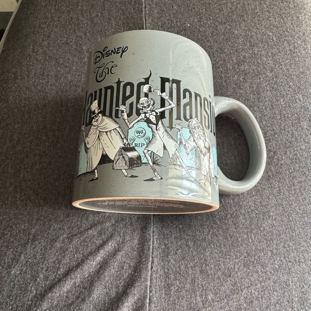 Spirit Halloween Haunted Mansion Mug (EUC)